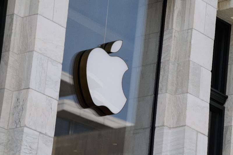 UK probes Apple, Google over cloud gaming, browsers