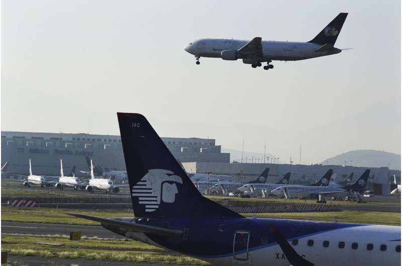 Mexico's domestic aviation industry in turmoil