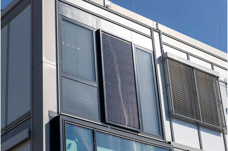Modular facade with integrated systems technology supplies buildings with renewable energy