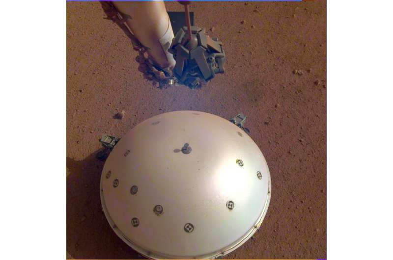 NASA InSight rejestruje potworne trzęsienie ziemi na Marsie