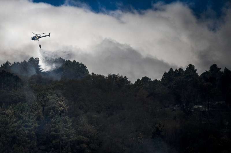 Over 1,000 firefighters were still mobilised around the Serra da Estrela blaze