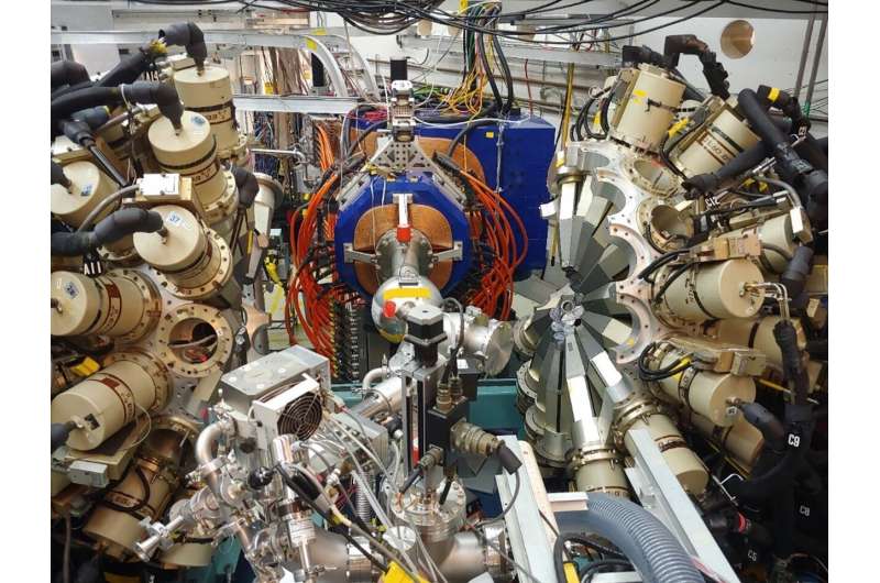 Physicists discover new transfermium isotope Lawrencium-251