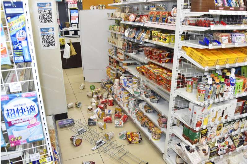 Powerful quake off north Japan kills 4, more than 90 injured