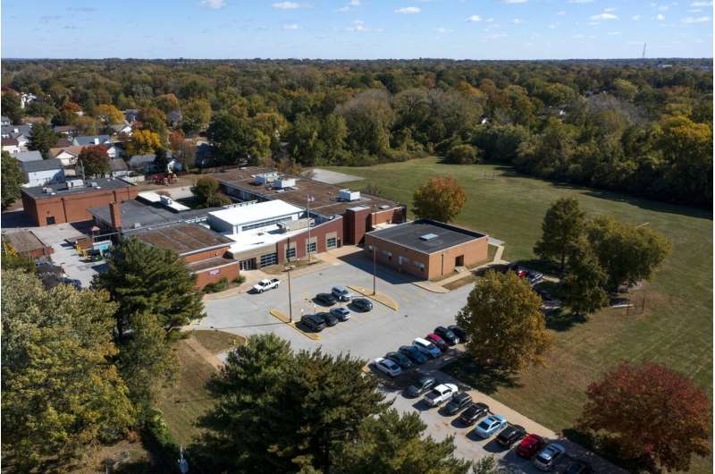 Radioactive waste finding raises worries at Missouri school