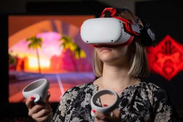 Researchers explore how people adapt to virtual-reality-induced cybersickness