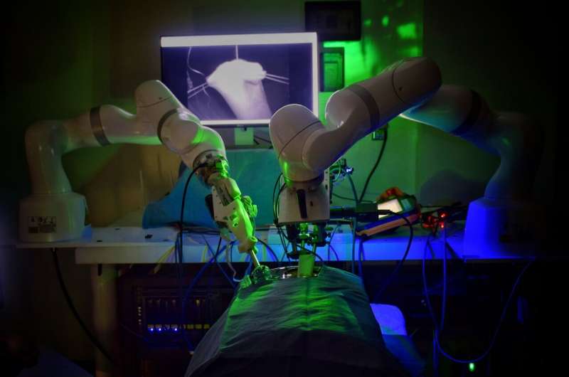 Robot performs 1st laparoscopic surgery without human help