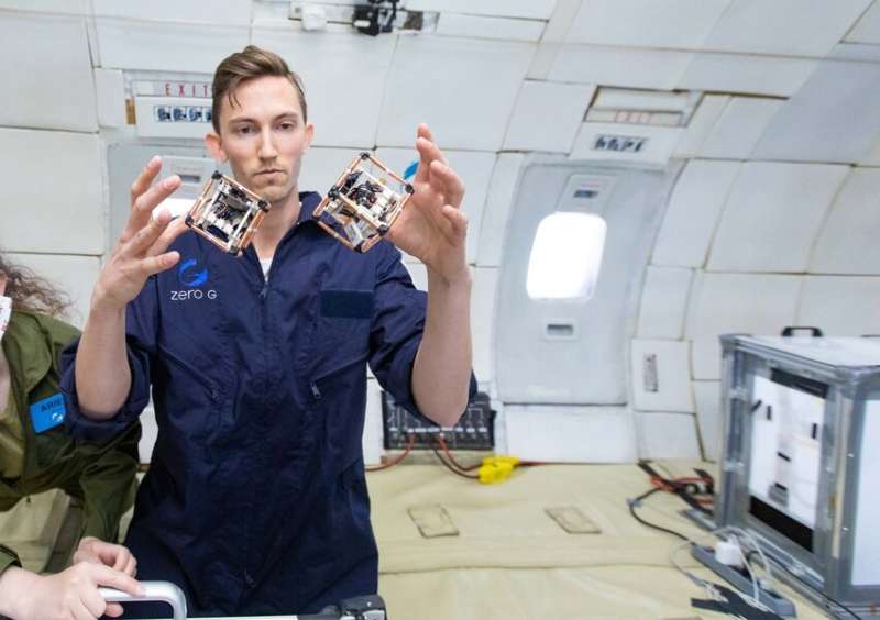 Robotic cubes shapeshift in outer space