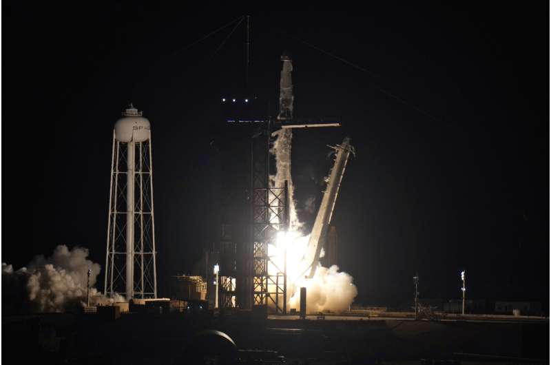 SpaceX launches 4 astronauts for NASA after private flight