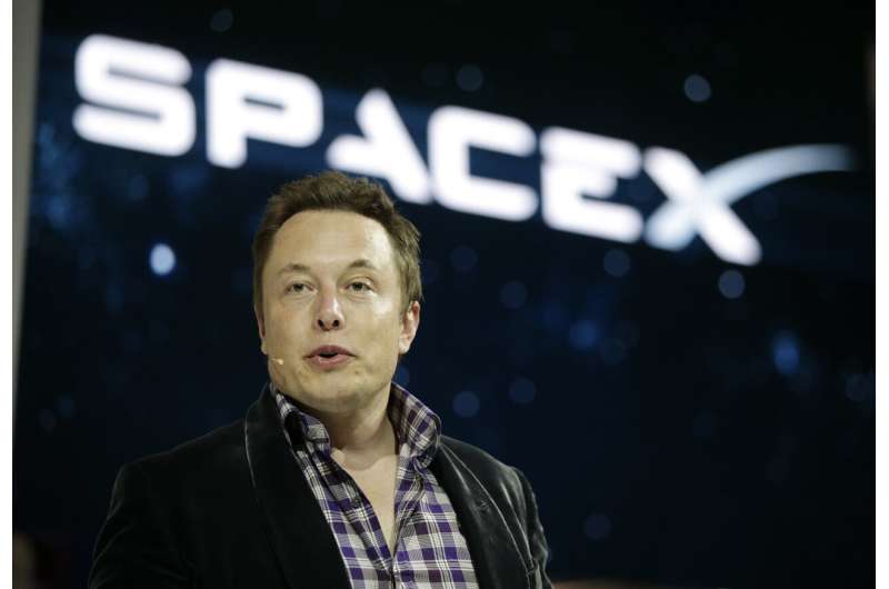 SpaceX, T-Mobile try to connect remote areas with satellites