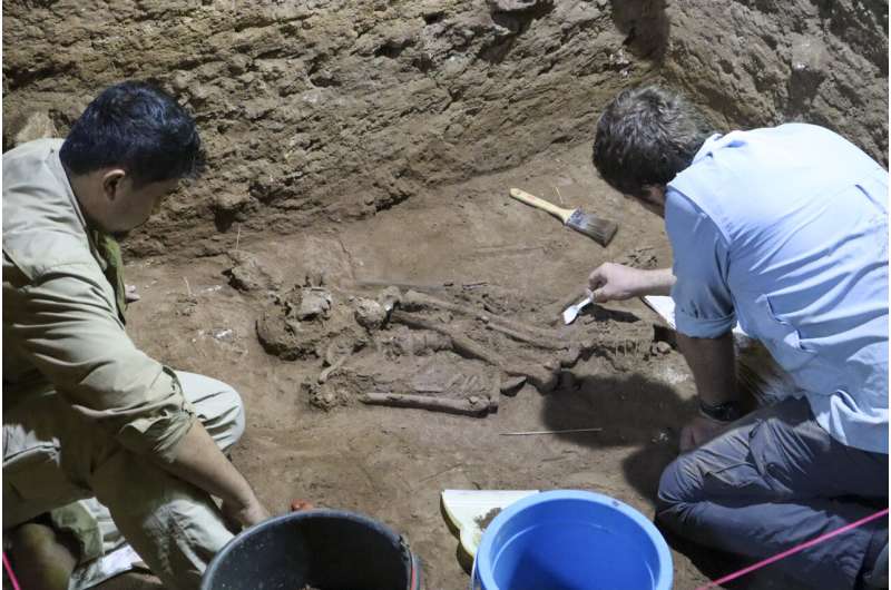 Stone Age skeleton missing foot may show oldest amputation