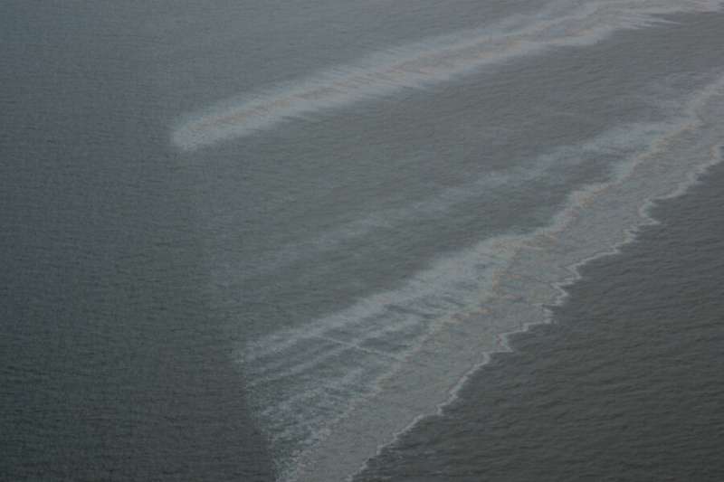 Research: Humans are responsible for over 90% of the world's oil slicks