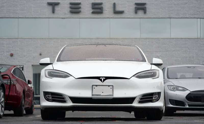 Tesla recalls over 800K vehicles for seat belt chime problem