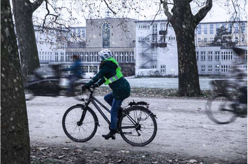 The Dutch cycle twice as much as Germans in winter