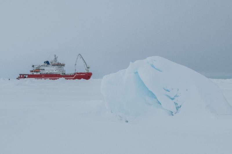 غادرت البعثة كيب تاون في 5 فبراير مع كاسحة جليد من جنوب إفريقيا