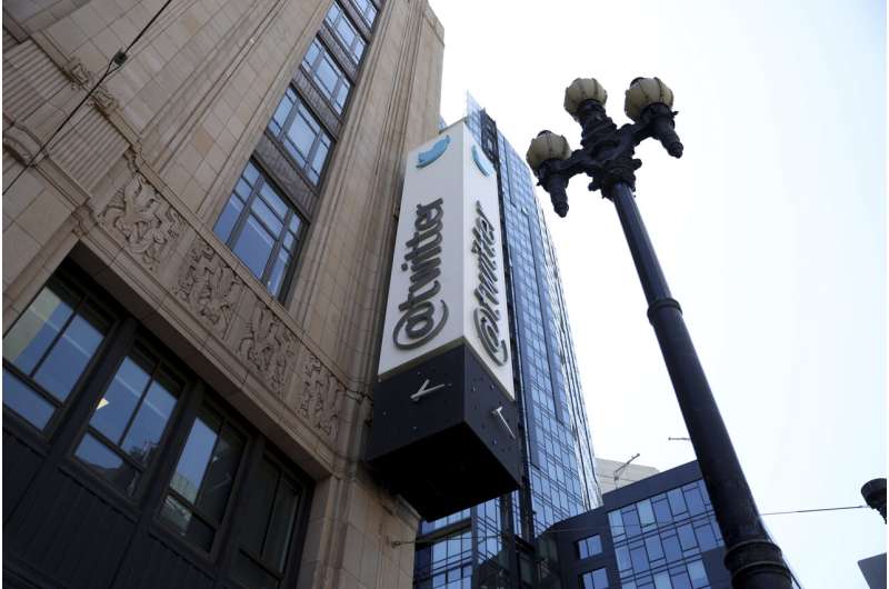 Twitter revenue climbs to $1.2B, daily users grow 16%