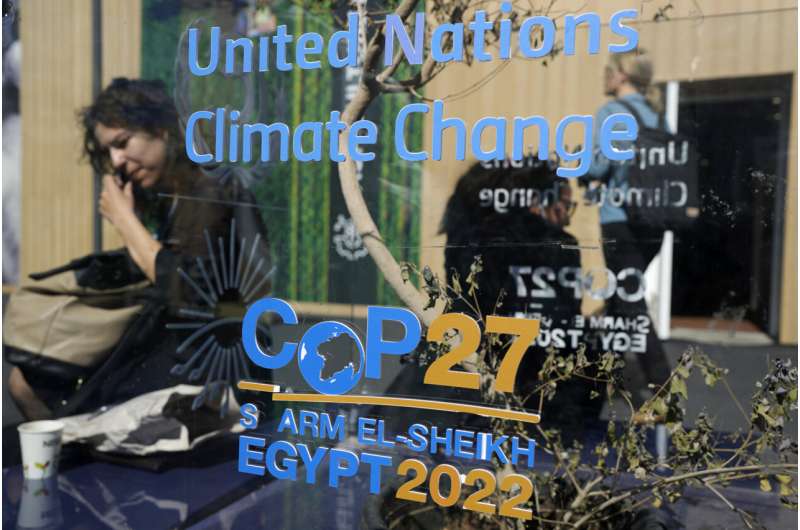 UN climate talks near halftime with key issues unresolved