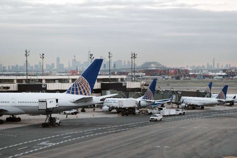 United Airlines reported a quarterly loss but said it is hopeful about a long-term recovery in travel demand