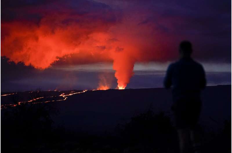 Viewers flock to watch glowing lava ooze from Hawaii volcano