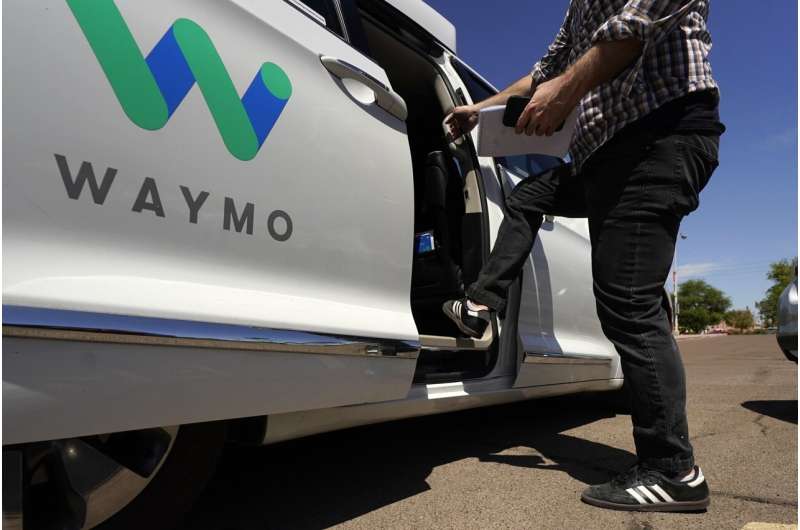 Waymo to expand autonomous vehicle rides to San Francisco