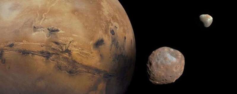 Were Phobos and Deimos once a single martian moon that split up? Not likely, says new study