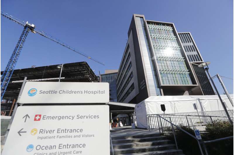 What’s behind worrying RSV surge in US children's hospitals?