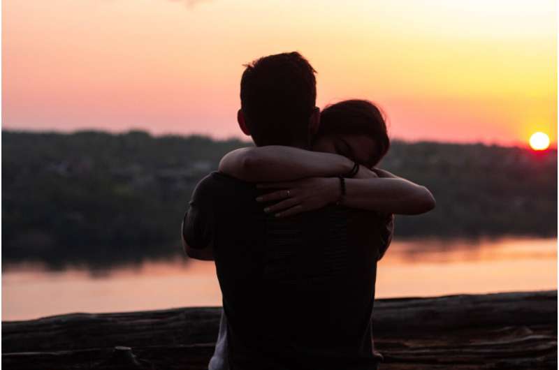 Women who embraced their partner subsequently had lower stress-induced cortisol response