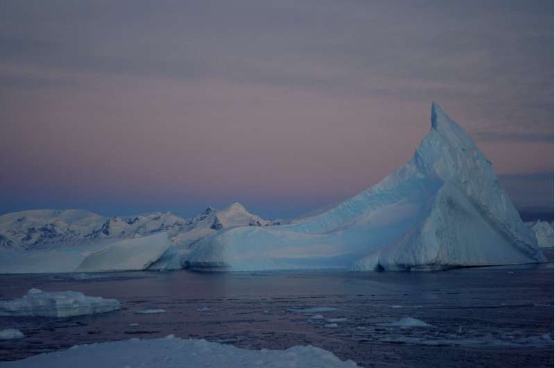 3000+ billion tons of ice lost from Antarctic Ice Sheet over 25 years 