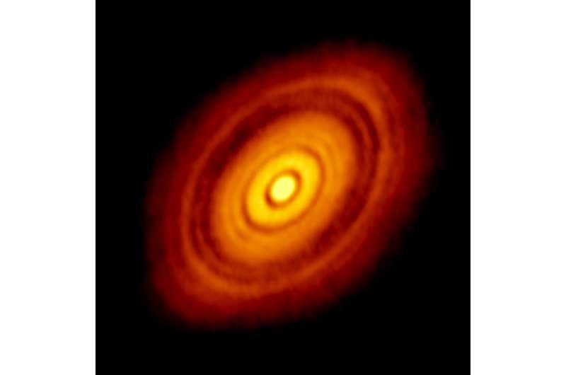 A decade of unveiling the hidden universe: ALMA at 10