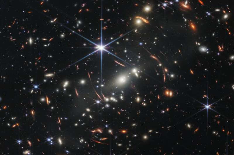 Una sutil sinfonía de ondas en el espacio-tiempo: los astrónomos usan estrellas muertas para medir las ondas gravitacionales producidas por el antiguo ho negro