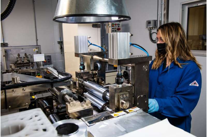 Across the divide: Manufacturing better batteries