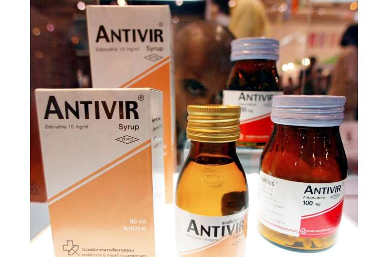 Tratamentos anti-retrovirais estão sendo administrados a três quartos dos portadores de HIV