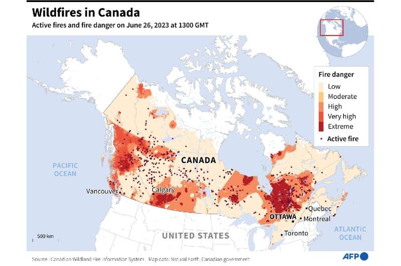 Canada wildfires: active fires and fire danger