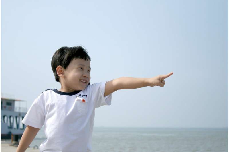 child pointing