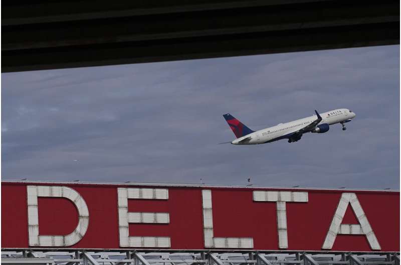 Delta says free Wi-Fi coming to many US flights next month