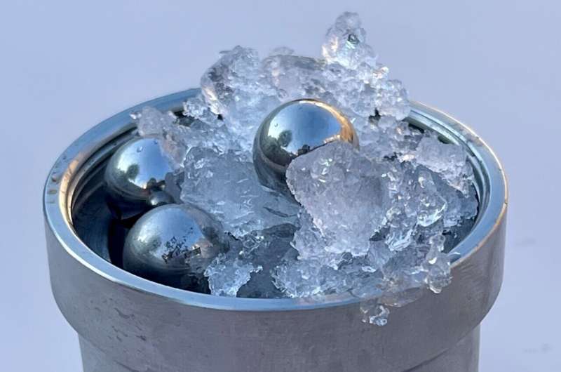 La découverte de nouvelles glaces pourrait changer la compréhension de l'eau