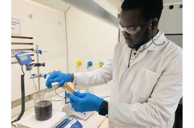 Engineers 'strike gold' with innovation that recovers heavy metals from biosolids