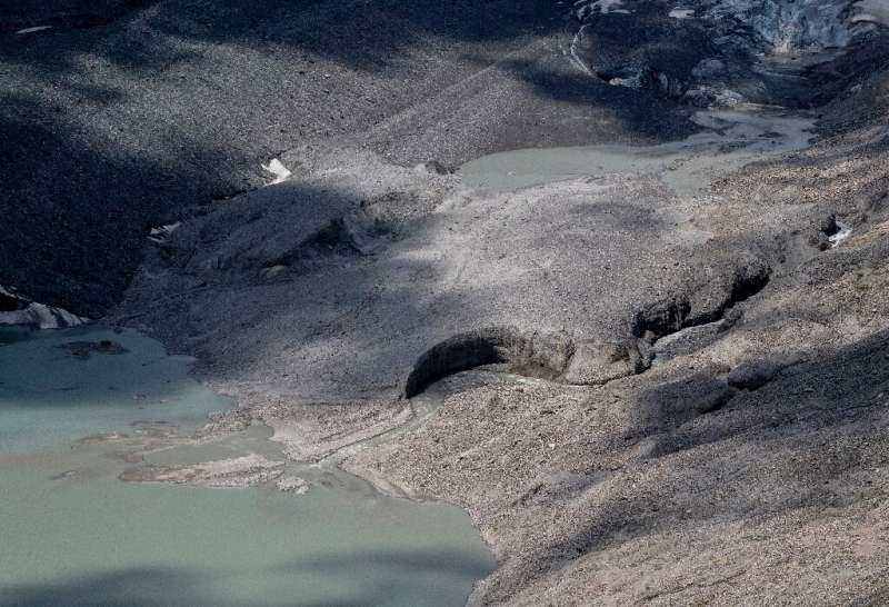 Experts have warned that Austrian glaciers will melt away by 2075 at the latest