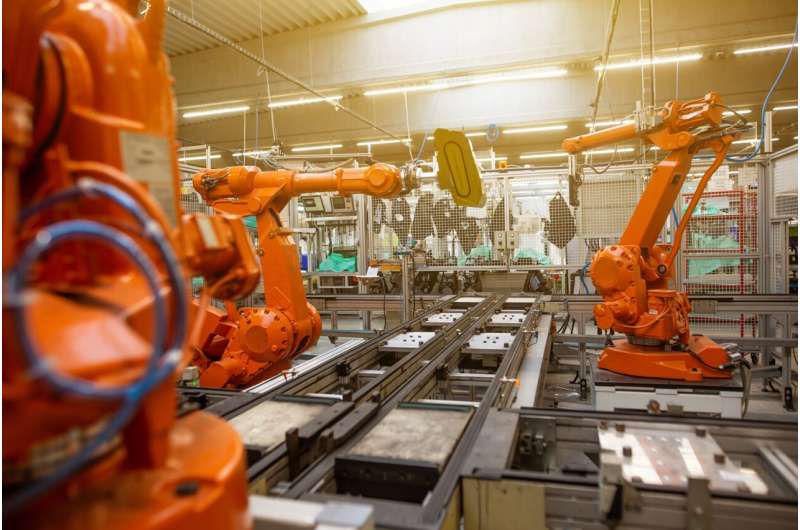 robô de fábrica