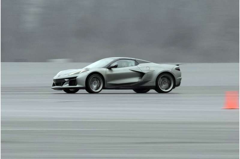 Fastest Corvette ever is all-wheel-drive gas-electric hybrid