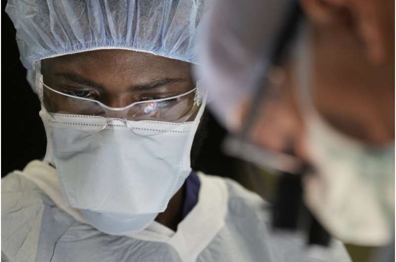 Few transplant surgeons are Black. Giving medical students a rare peek at organ donation may help
