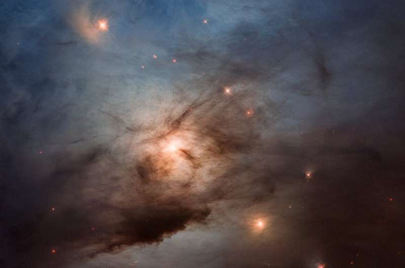 Hubble celebrates 33rd anniversary with a peek into nearby star-forming region