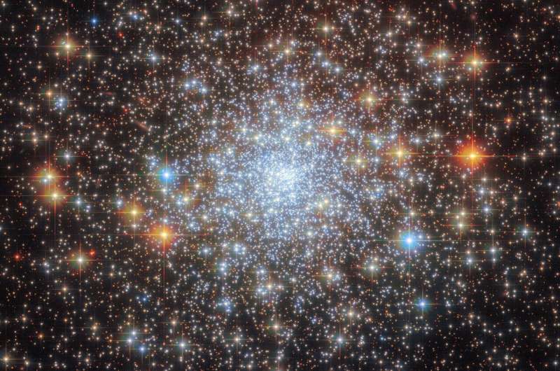 Hubble glimpses globular cluster NGC 6652