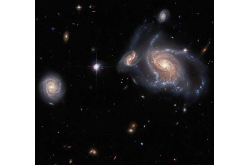 Image: Hubble captures throng of spiral galaxies. Credit: ESA/Hubble & NASA, J. Dalcanton, Dark Energy Survey/DOE/FNAL/NOIRLab/NSF/AURA; CC BY 4.0 Acknowledgement: L. Shatz
