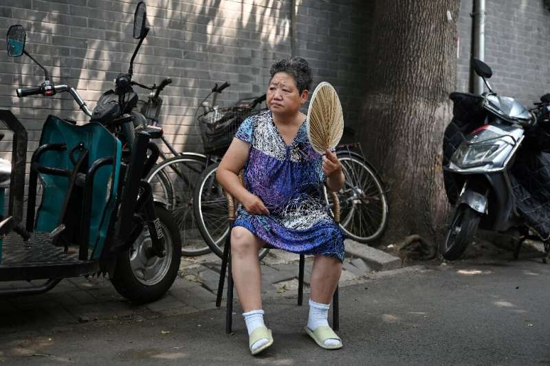 In Beijing, the elderly were urged to stay indoors and children to shorten outdoor playtime