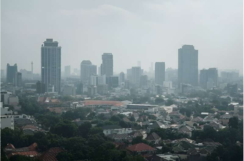 Indonesian capital Jakarta topped global pollution rankings four days this week