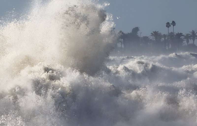 Large waves walloped California's Ventura County as a storm lashed the US West, with more heavy weather expected over the weekend