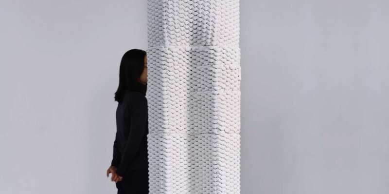Lightweight insulating building elements from a 3D printer
