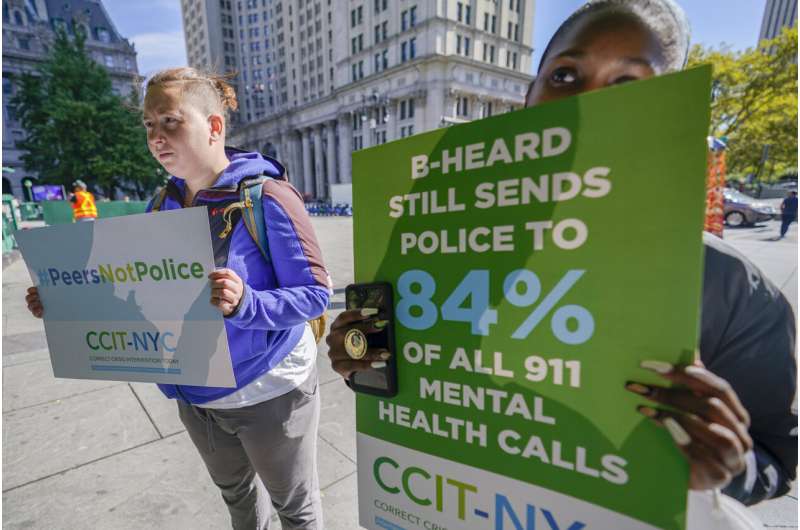 Many big US cities now answer mental health crisis calls with civilian teams -- not police