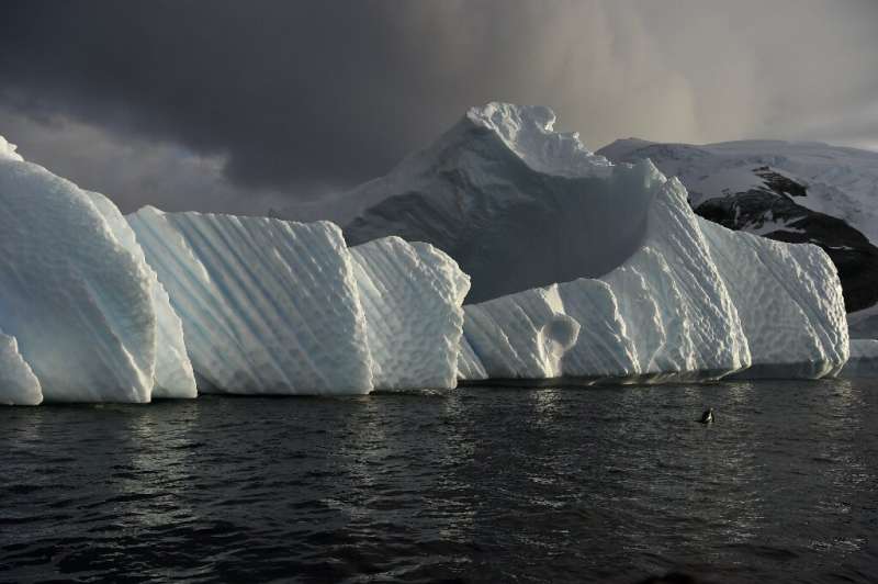 Прогнозируется, что таяние антарктических льдов и повышение температуры значительно повлияют на океанские течения.