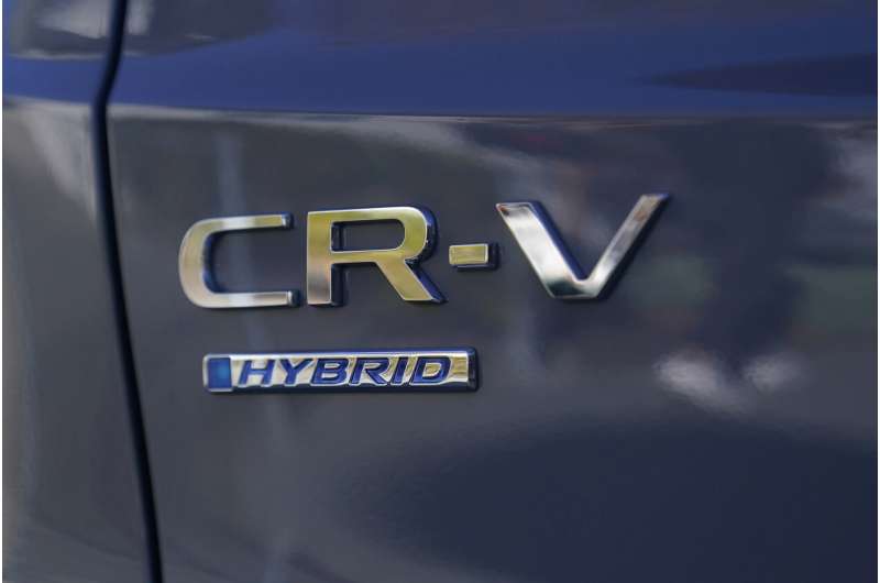 More US auto buyers are turning to hybrids as sales of electric vehicles slow
